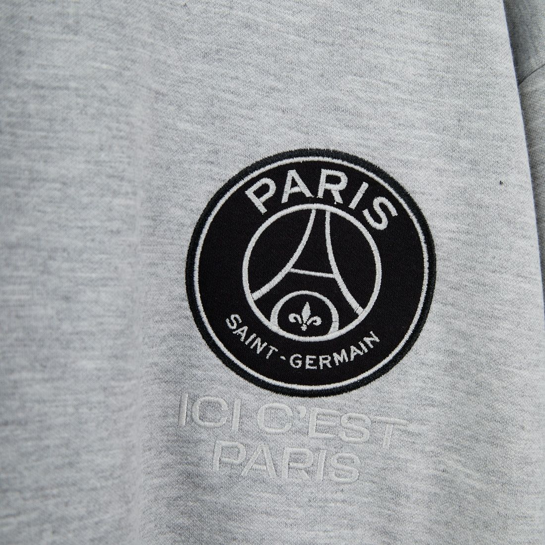 PARIS SAINT-GERMAN [パリ・サンジェルマン] PSG テックフリースクルーネックトップ [PS0525FW0001] GRAY