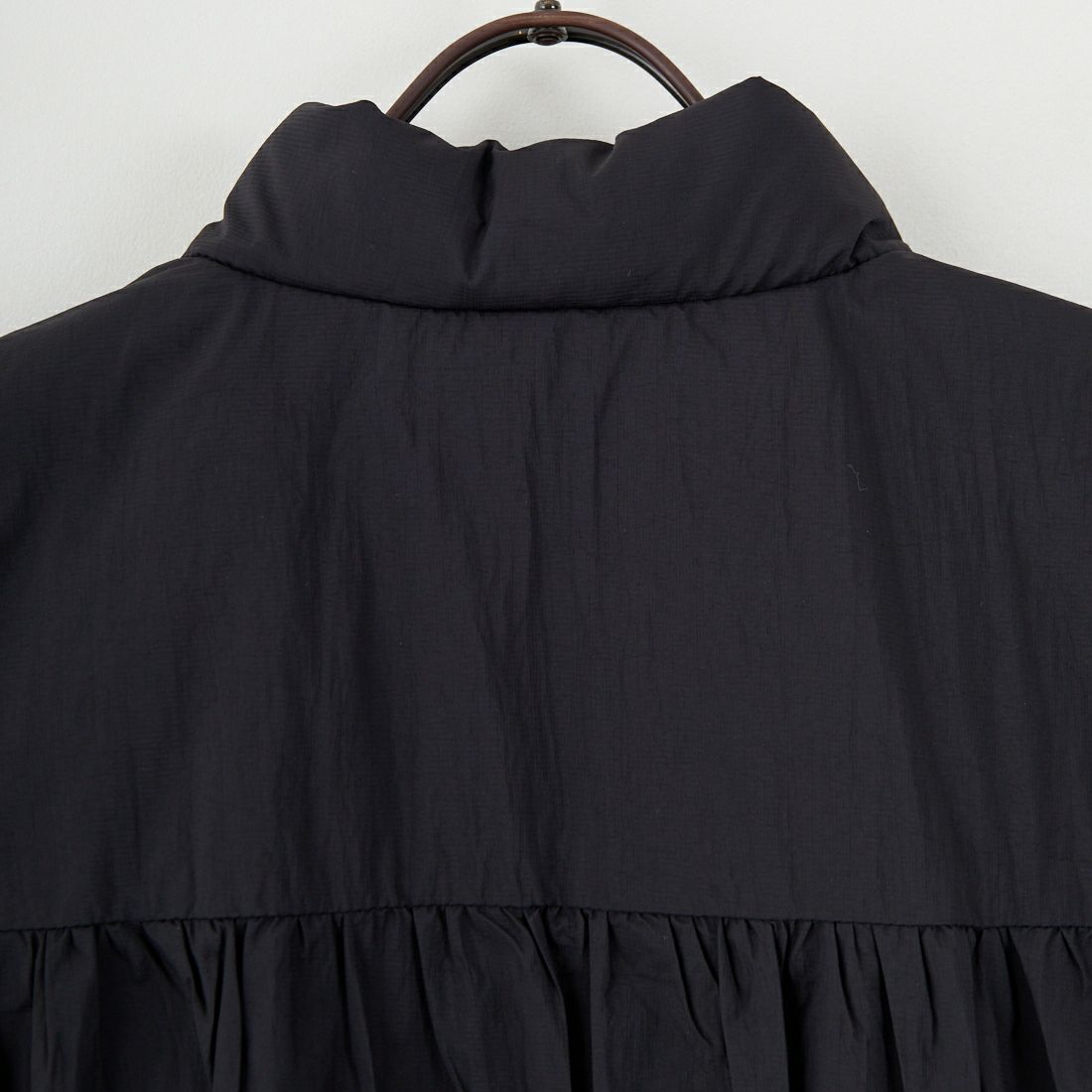 Jf Ready Made [ジェイエフレディメイド] ティアードギャザー ピュアダウンベスト [4225510] ﾌﾞﾗｯｸ