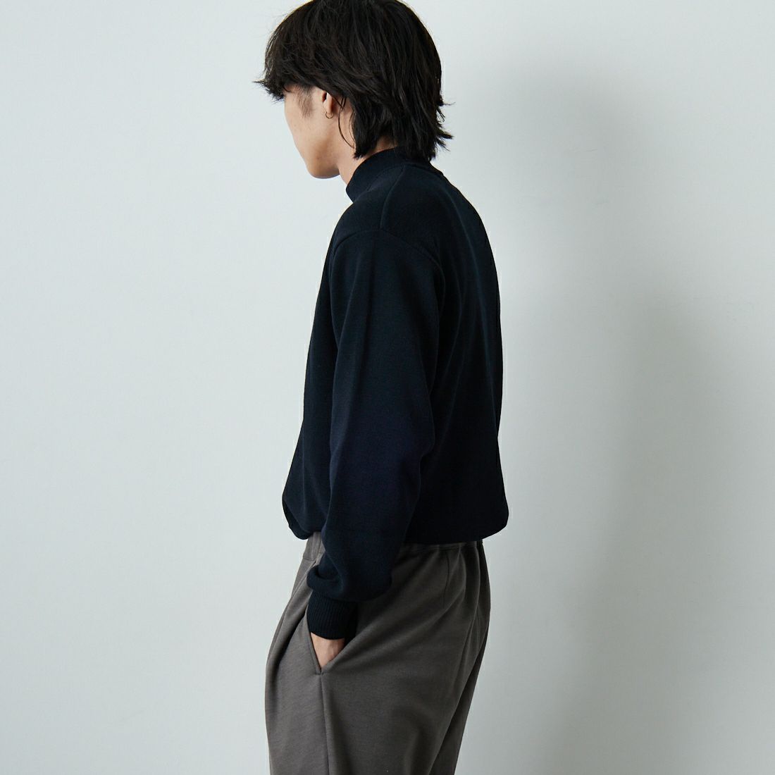 Noir Fabrik [ヌワールファブリック] ミラノリブモックネックニット [NF-254-069] BLACK &&モデル身長：179cm 着用サイズ：M&&