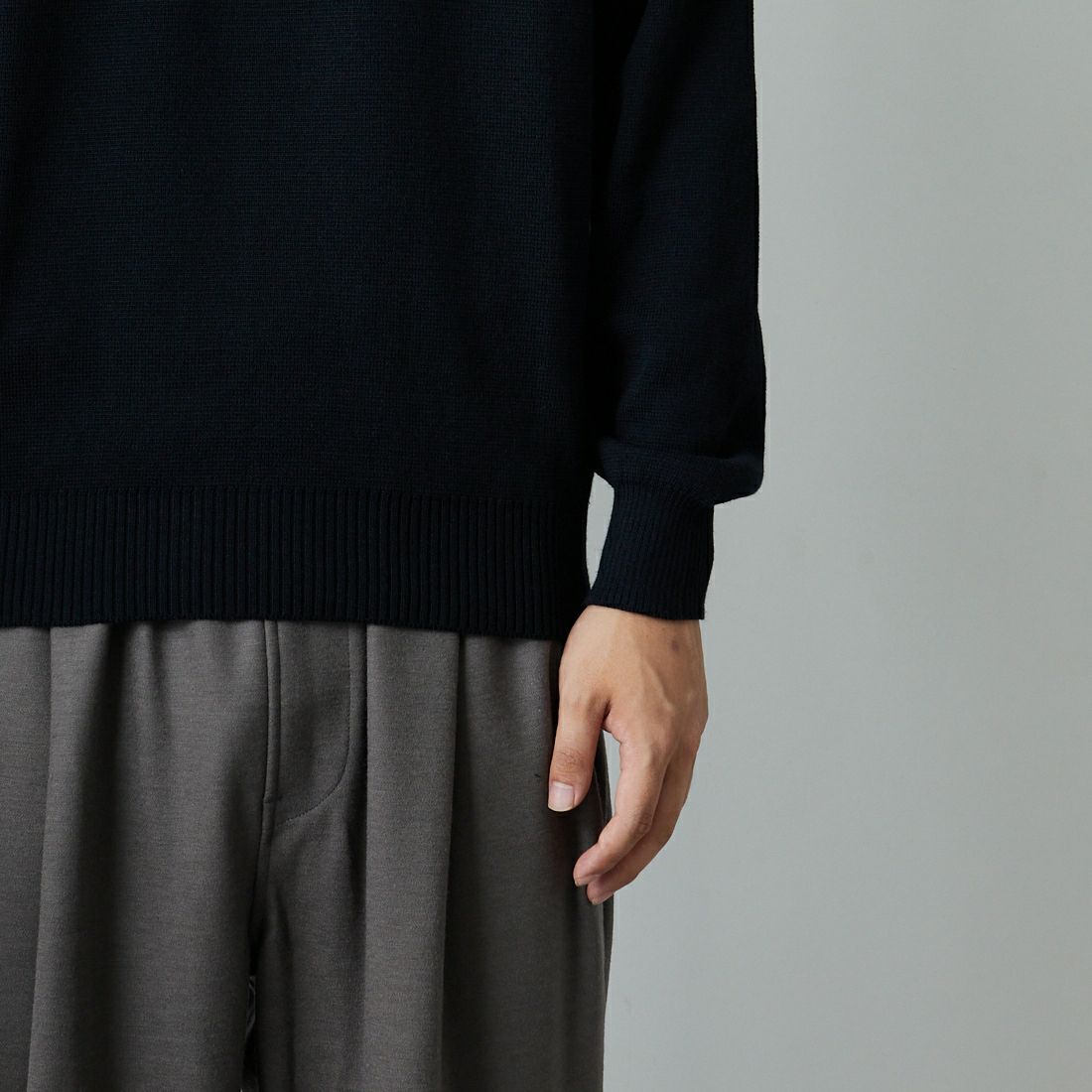 Noir Fabrik [ヌワールファブリック] ミラノリブモックネックニット [NF-254-069] BLACK &&モデル身長：179cm 着用サイズ：M&&