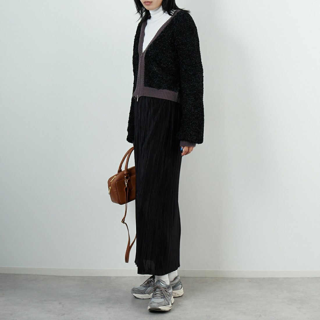 &g'aime [アンジェム] バタフライヤーンカーディガン [986-67009] ﾌﾞﾗｯｸ &&モデル身長：167cm 着用サイズ：F&&