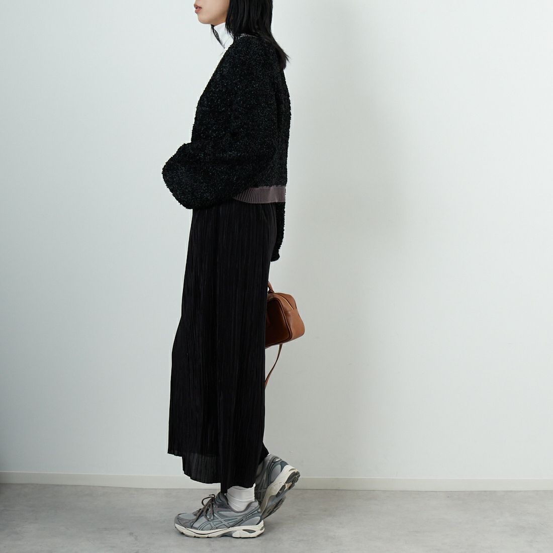 &g'aime [アンジェム] バタフライヤーンカーディガン [986-67009] ﾌﾞﾗｯｸ &&モデル身長：167cm 着用サイズ：F&&