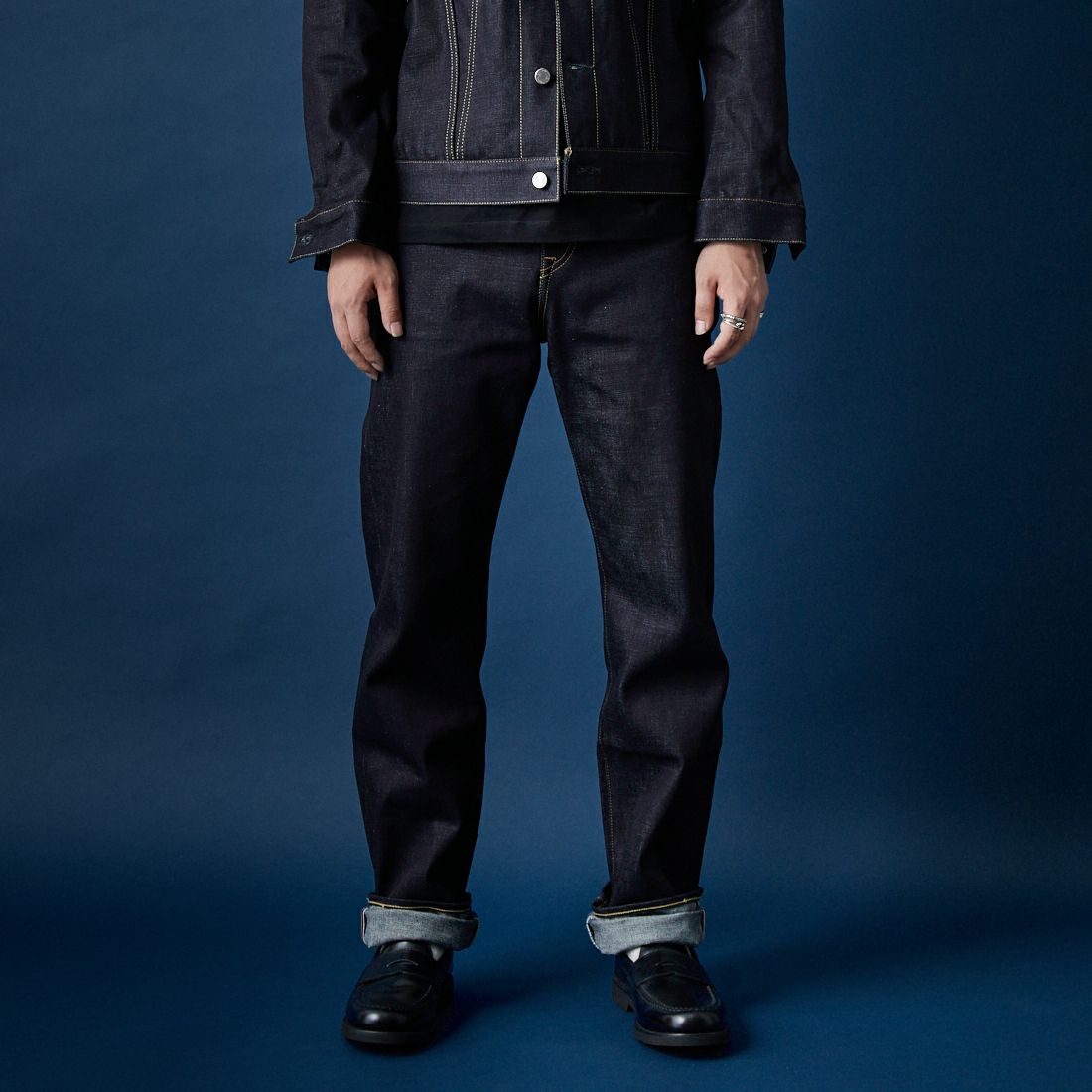 MOMOTARO JEANS [モモタロウ ジーンズ] スタンダード ストレート 14.7oz ジップフライ [MMJZ0100] INDIGO &&モデル身長：179cm 着用サイズ：28&&