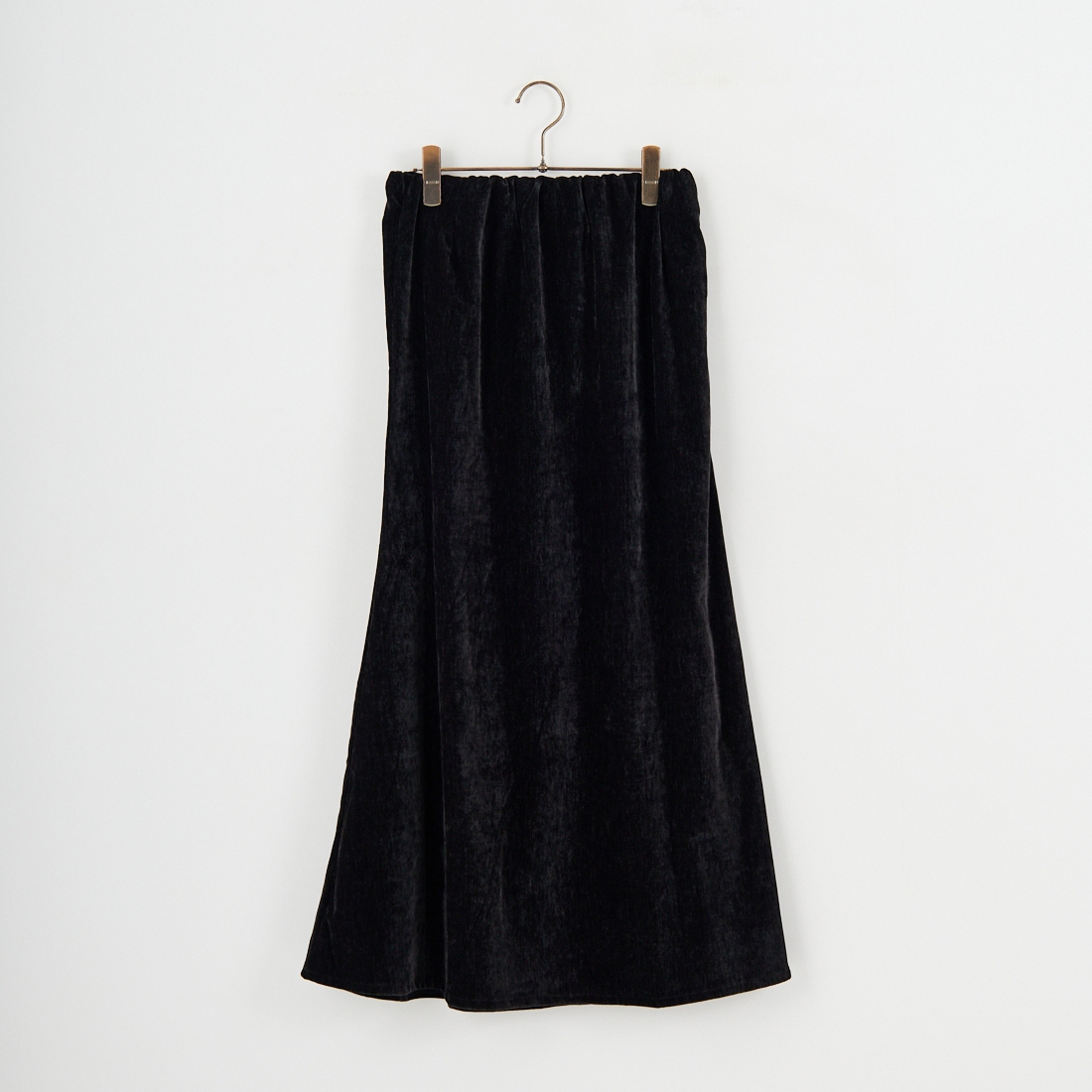 09 BLACK