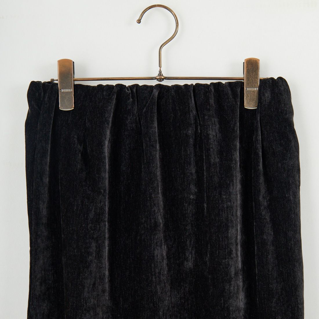 Maison de L'allure [メゾン ドゥ ラリュール] ベルベットセミフレアスカート [M25132011] 09 BLACK