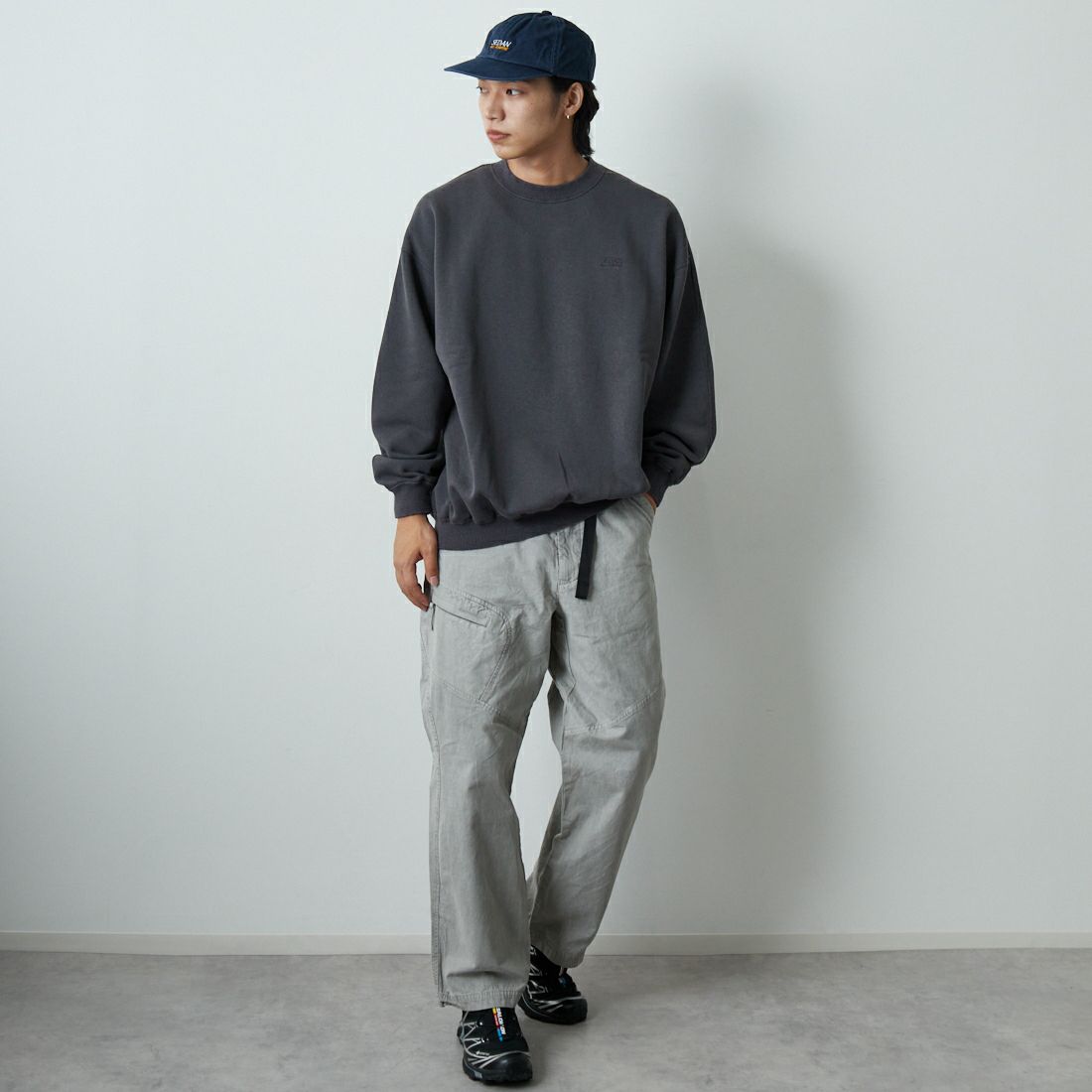 SEDAN ALL-PURPOSE [セダン オールパーパス] スプリットラグランスリーブ スウェットシャツ [SD25F-CT05] CHARCOAL &&モデル身長：179cm 着用サイズ：L&&