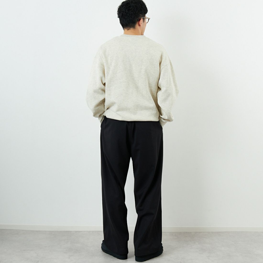 THE FOX [ザフォックス] 別注 ドローコード付きクルーネックスウェット [JFL25AW-01-JF] ASH GRY &&モデル身長：168cm 着用サイズ：L&&