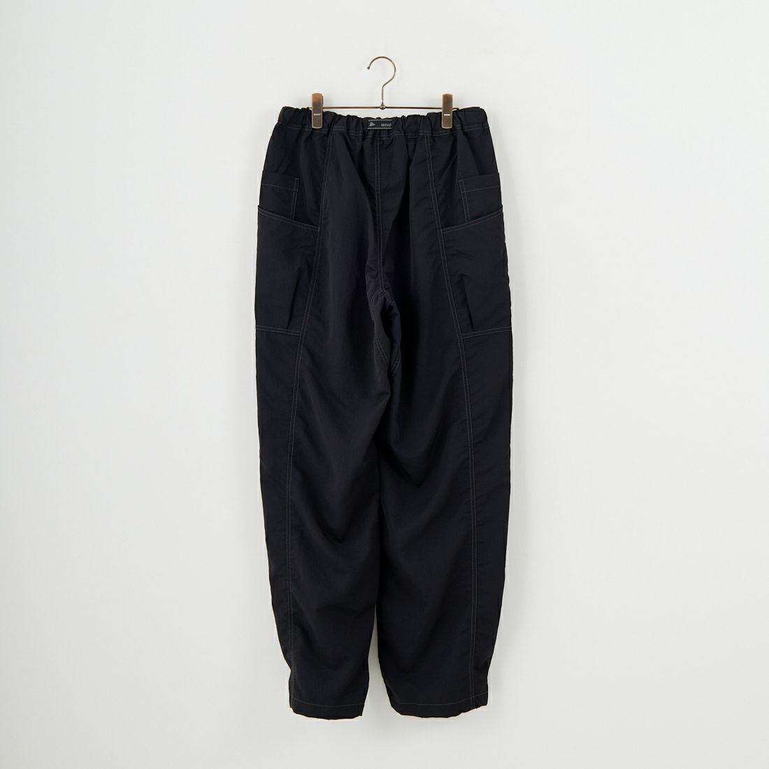 and wander [アンドワンダー] クリンクルドナイロンパンツ [5745282076] BLACK