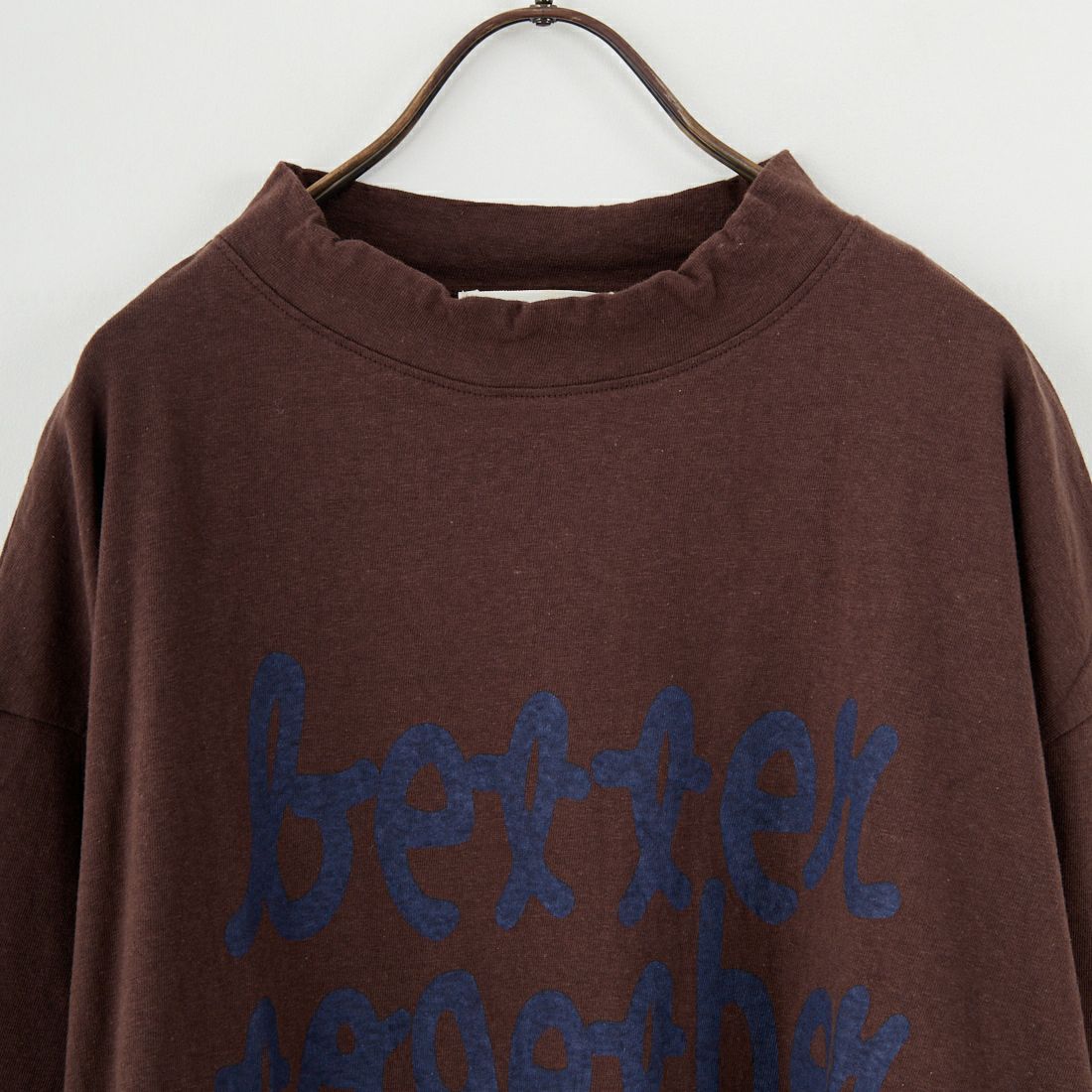 tumugu: [ツムグ] ラフィ天竺プリントTシャツ [TC25304] 16 BROWN