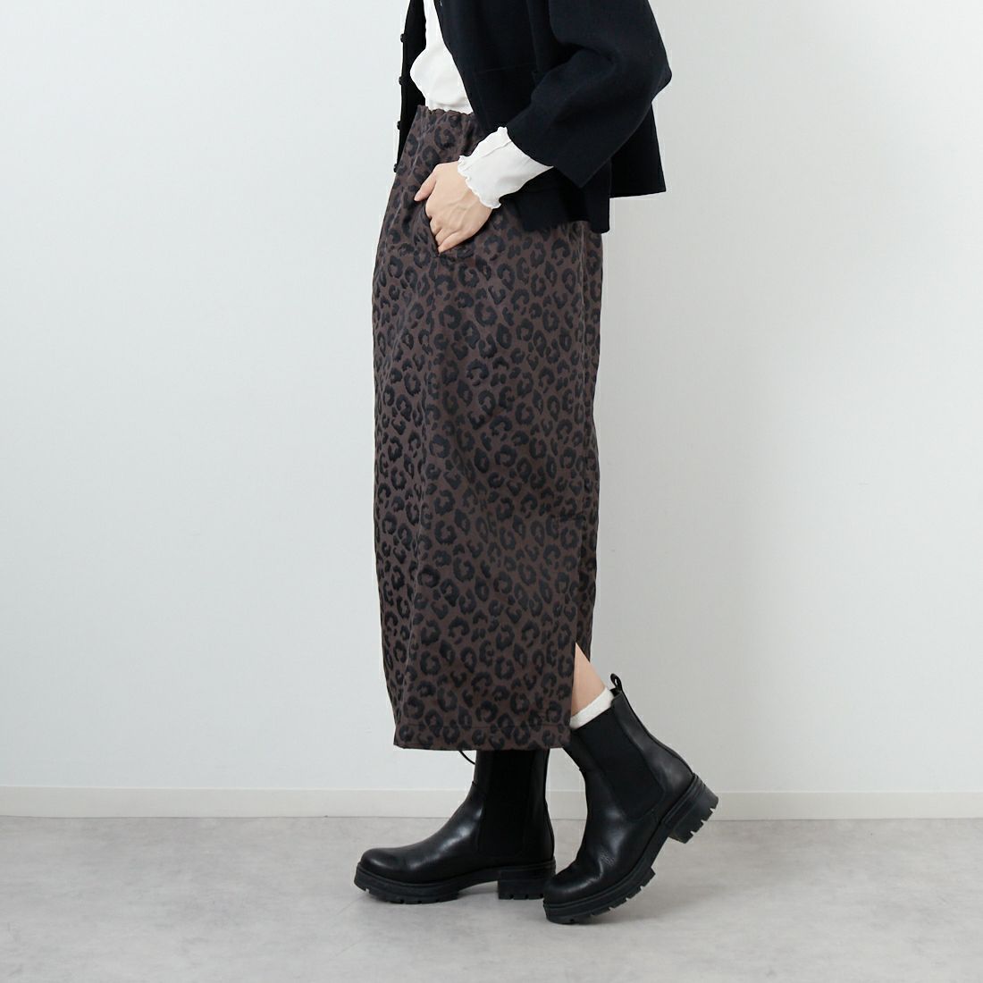 KHA:KI [カーキ] レオパードストレートスカート [MIL25FSK3099] BROWN &&モデル身長：162cm 着用サイズ：1&&