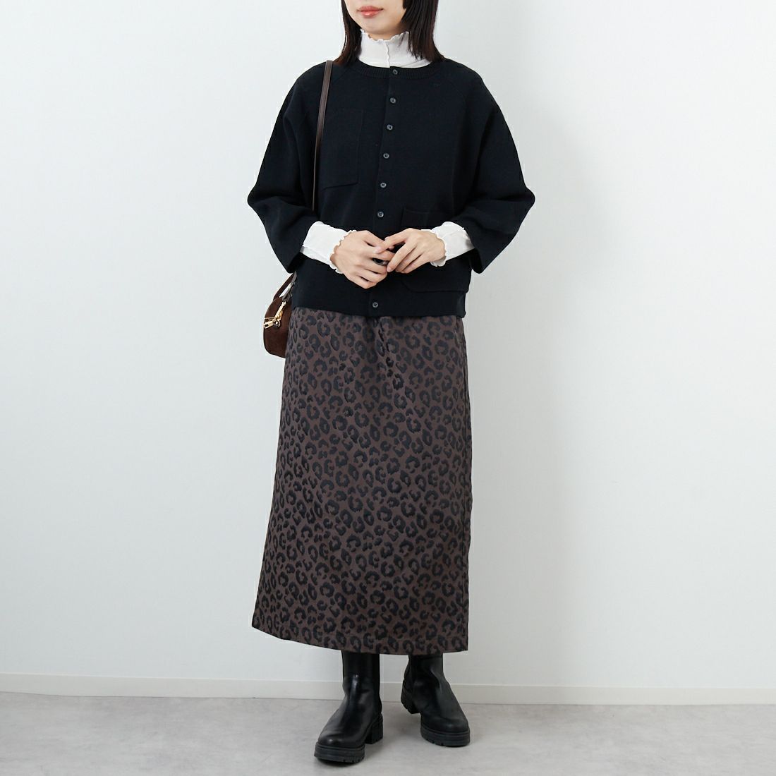 KHA:KI [カーキ] レオパードストレートスカート [MIL25FSK3099] BROWN &&モデル身長：162cm 着用サイズ：1&&