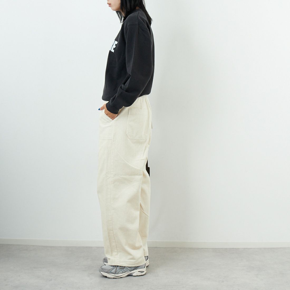 WORN FREE [ウォーン フリー] ジョン・レノン スウェット YOU ARE HERE [WFR-VTG-200003] 09 BLACK &&モデル身長：167cm 着用サイズ：S&&