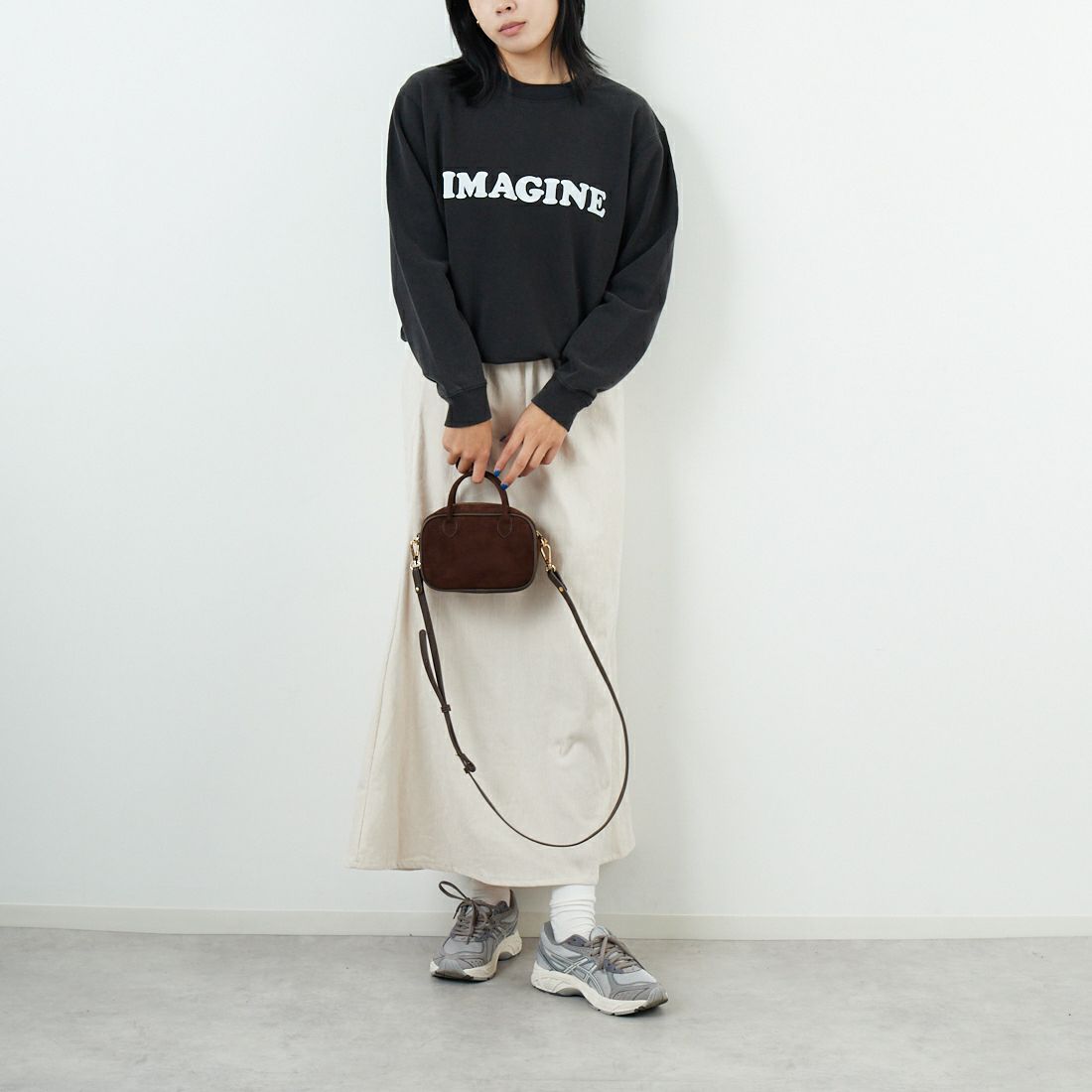 WORN FREE [ウォーン フリー] ヨーコ・オノ スウェット IMAGINE [WFR-VTG-200010] 09 BLACK &&モデル身長：167cm 着用サイズ：S&&
