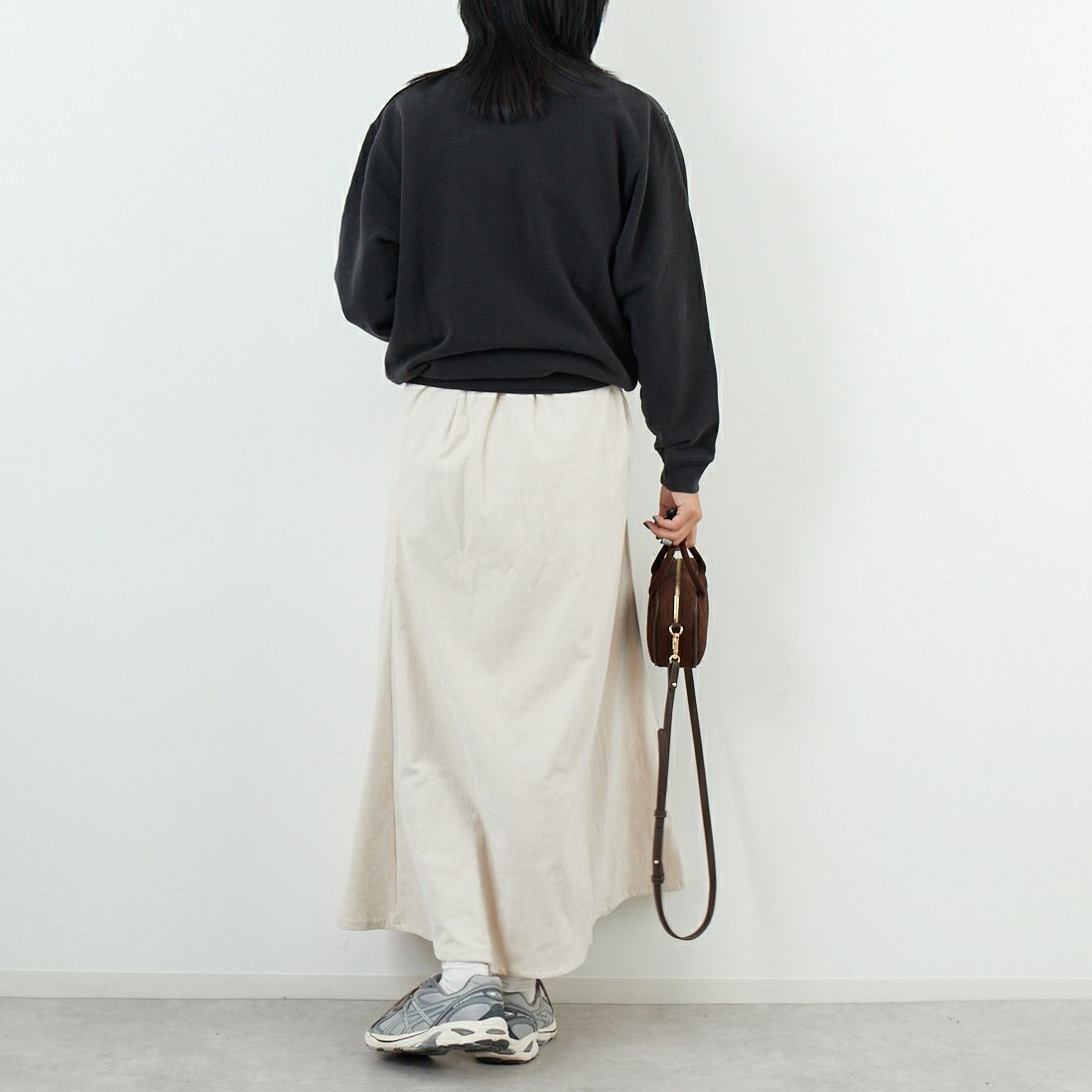 WORN FREE [ウォーン フリー] ヨーコ・オノ スウェット IMAGINE [WFR-VTG-200010] 09 BLACK &&モデル身長：167cm 着用サイズ：S&&