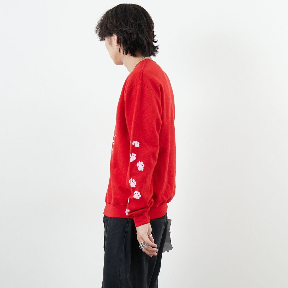 JERZEES [ジャージーズ] キャットフェイス アザーサイドクルーネックスウェット [JZ25F012] RED &&モデル身長：179cm 着用サイズ：M&&