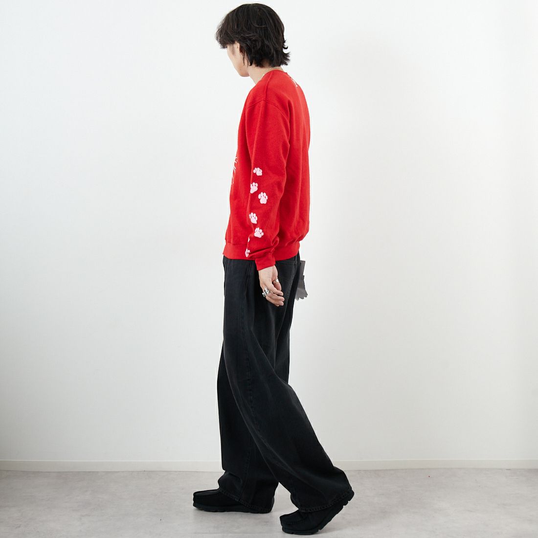 JERZEES [ジャージーズ] キャットフェイス アザーサイドクルーネックスウェット [JZ25F012] RED &&モデル身長：179cm 着用サイズ：M&&