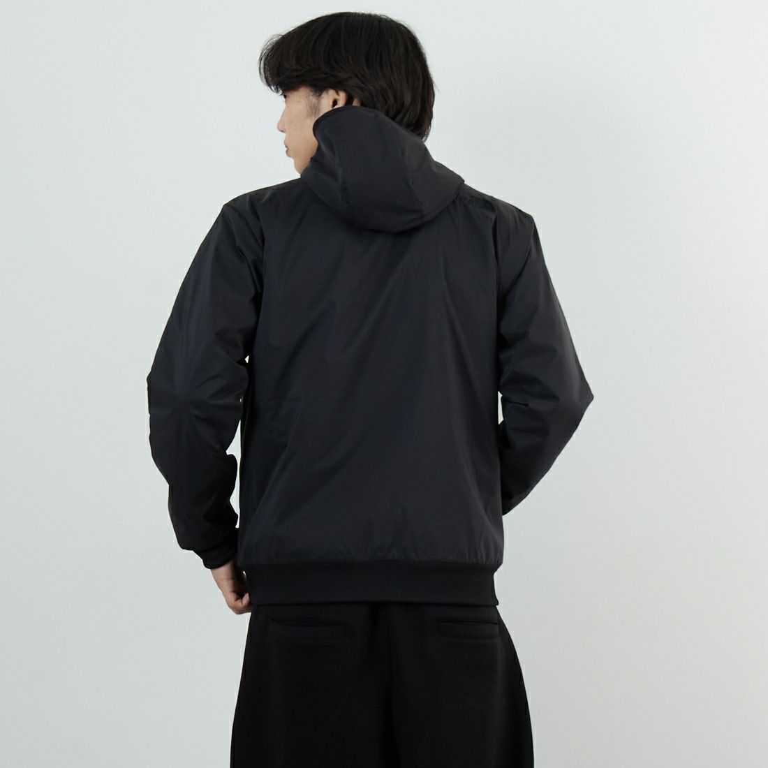 THE NORTH FACE [ザ ノースフェイス] リバーシブルテックエアーフーディ [NT62580] K &&モデル身長：179cm 着用サイズ：M&&
