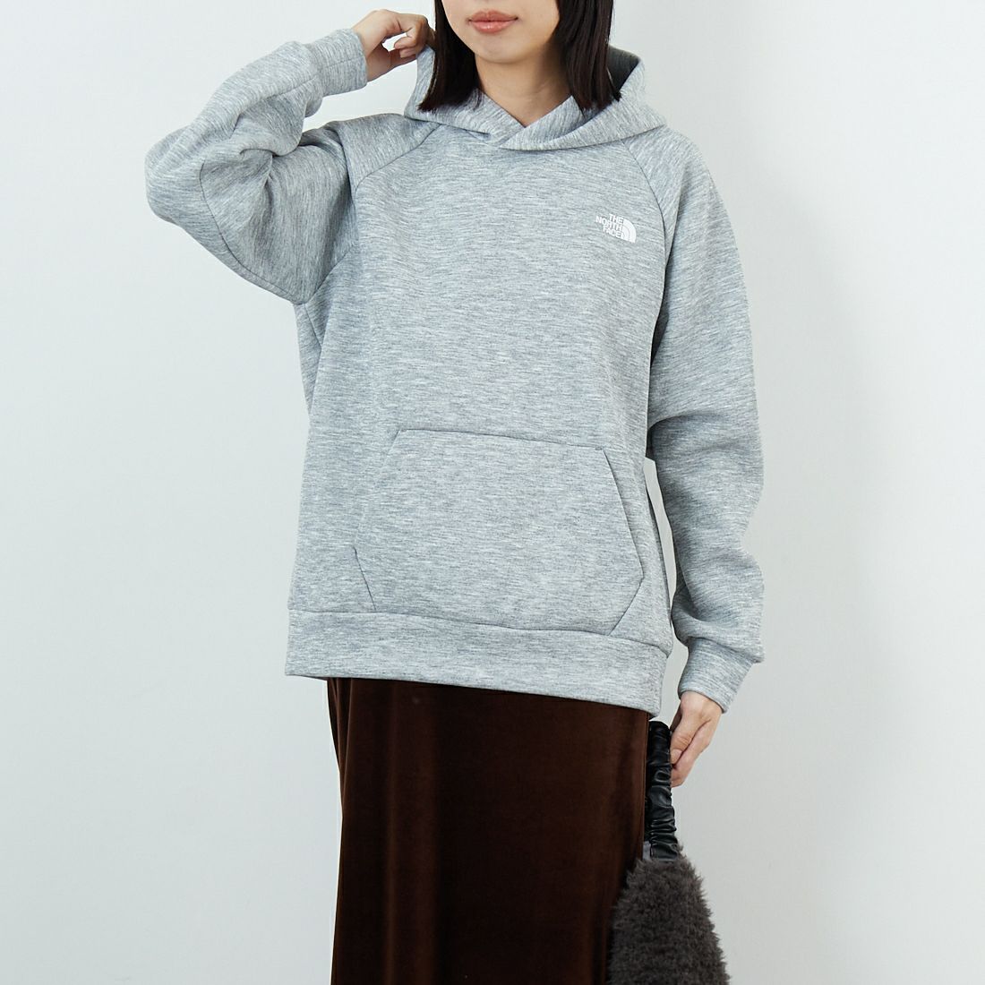 THE NORTH FACE [ザ ノースフェイス] テックエアースウェットフーディ [NT62583] Z &&モデル身長：162cm 着用サイズ：S&&