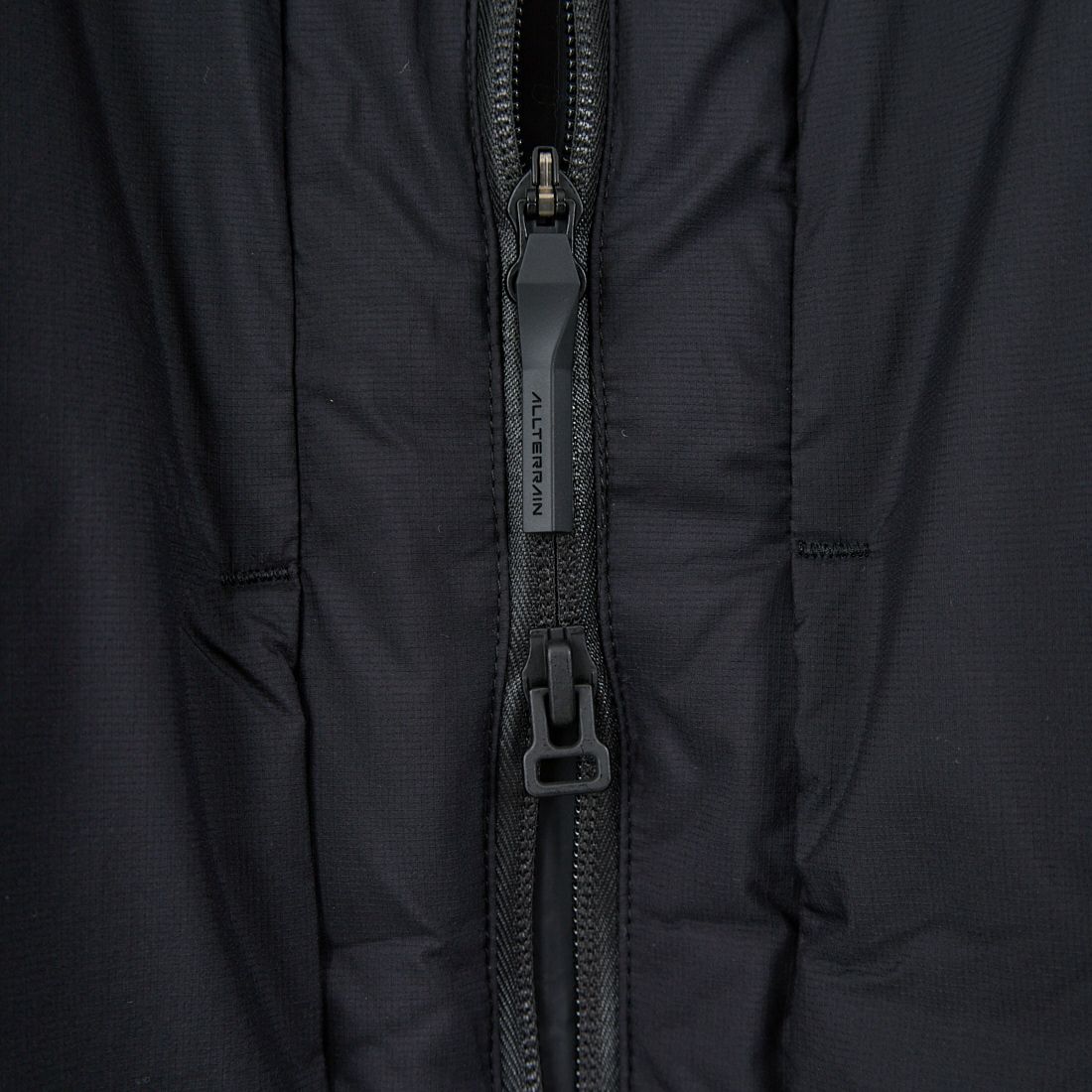 DESCENTE ALLTERRAIN [デサントオルテライン] ヒートサーキュレーションインナーダウン [DU5FWBA5M] BK00