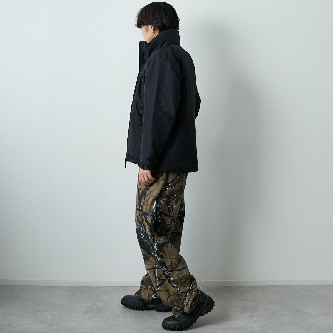 Goldwin [ゴールドウィン] ウインドストッパー パフィージャケット [GL25331] BK &&モデル身長：179cm 着用サイズ：2&&