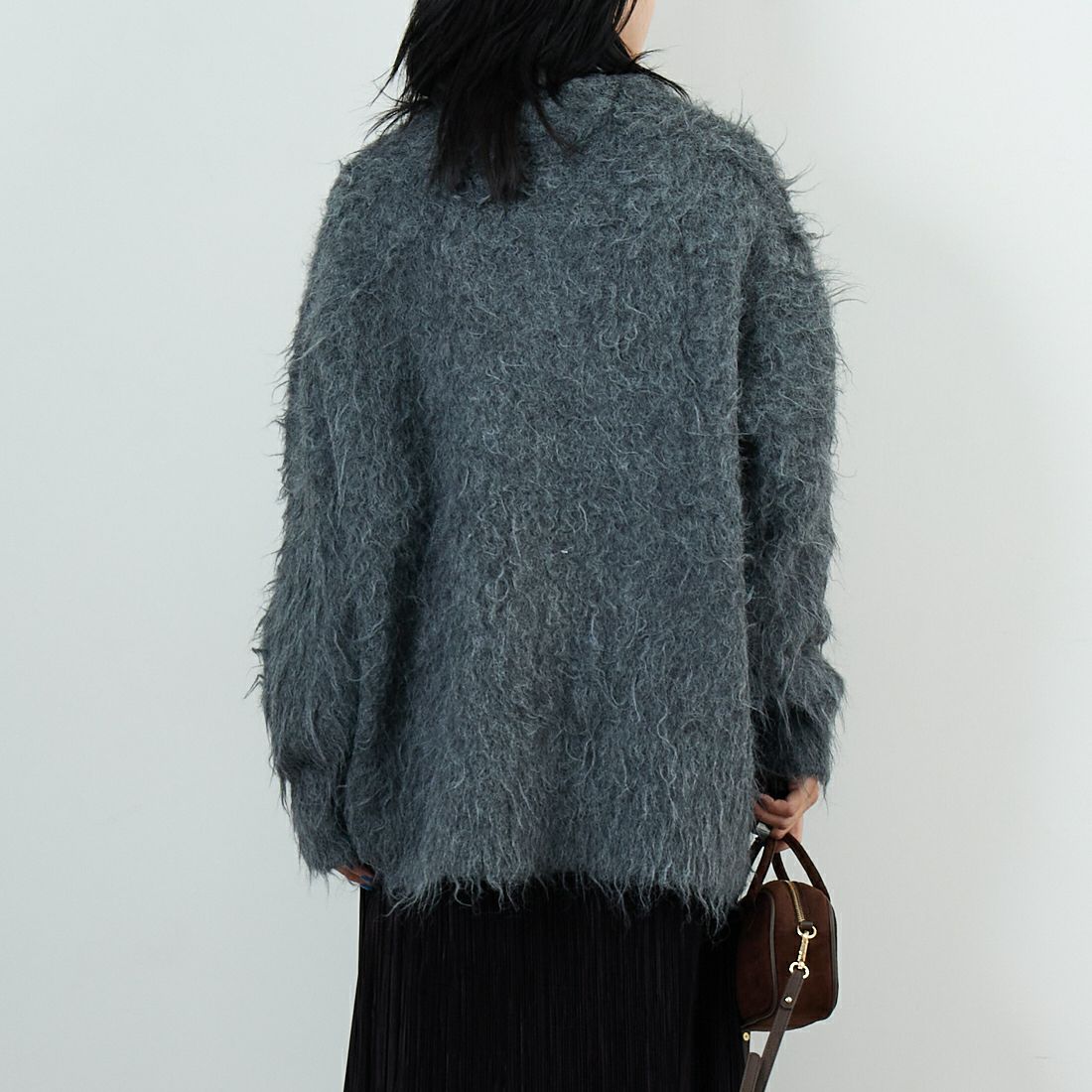 hwyl [ヒュイル] オーバーサイズシャギーニットカーディガン [55285569] ﾁｬｺｰﾙ &&モデル身長：167cm 着用サイズ：2&&