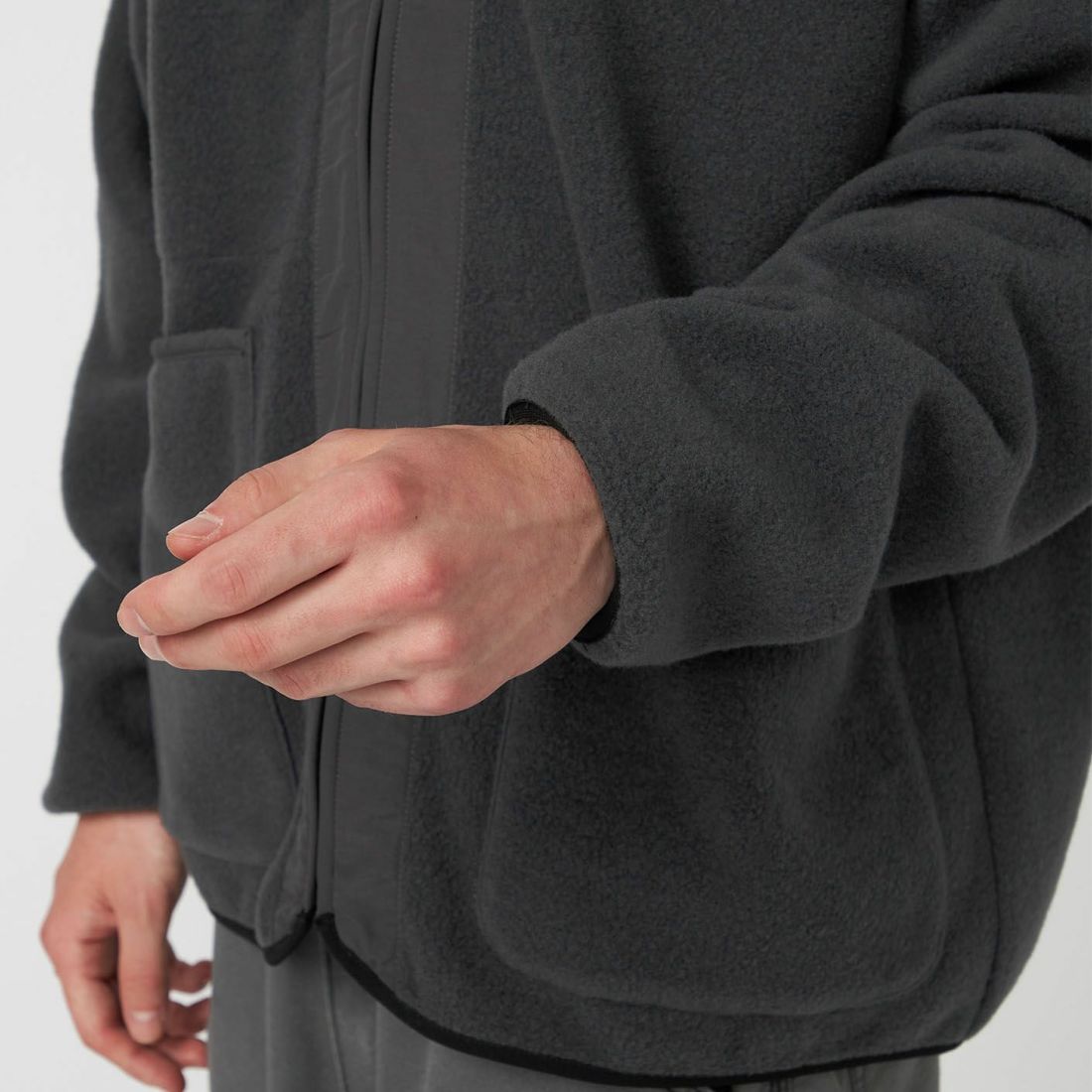 THE NORTH FACE PURPLE LABEL [ザ ノースフェイス パープルレーベル] プラスフリースフィールドカーディガン [N25FA037] AH ASPHALT &&モデル身長：175cm 着用サイズ：M&&