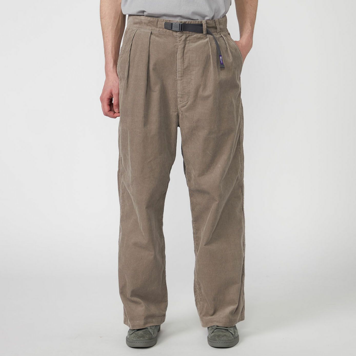 H GRAY&&モデル身長：179cm 着用サイズ：32&&