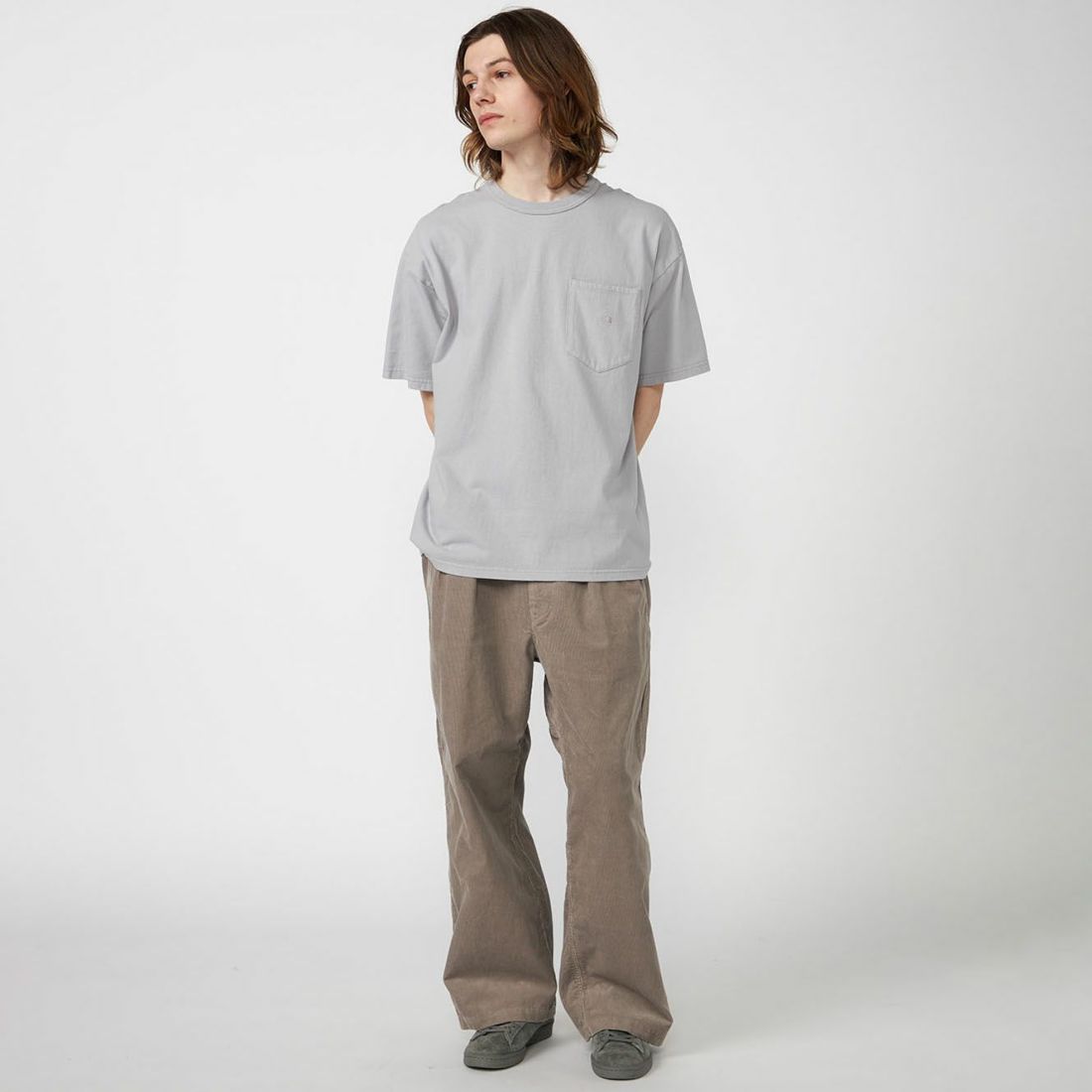 THE NORTH FACE PURPLE LABEL [ザ ノースフェイス パープルレーベル] コーデュロイ ワイドストレートフィールドパンツ [N25FC099] H GRAY &&モデル身長：179cm 着用サイズ：32&&