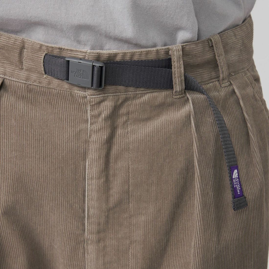 THE NORTH FACE PURPLE LABEL [ザ ノースフェイス パープルレーベル] コーデュロイ ワイドストレートフィールドパンツ [N25FC099] H GRAY &&モデル身長：179cm 着用サイズ：32&&