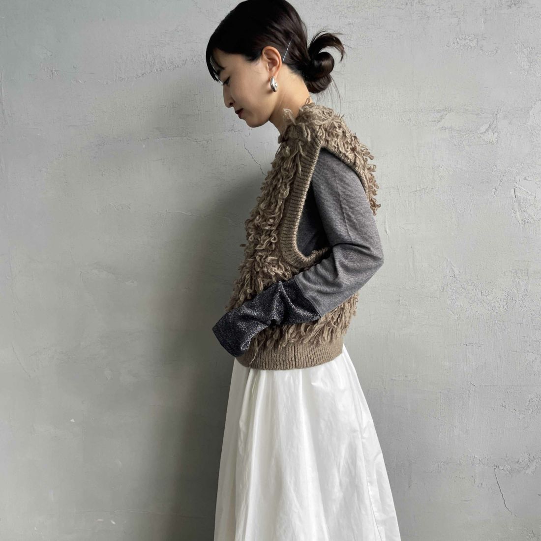 nenom [ネノム] マルチWAY フリンジショートベスト [NE25131028] 26 MOCHA &&モデル身長：150cm 着用サイズ：F&&