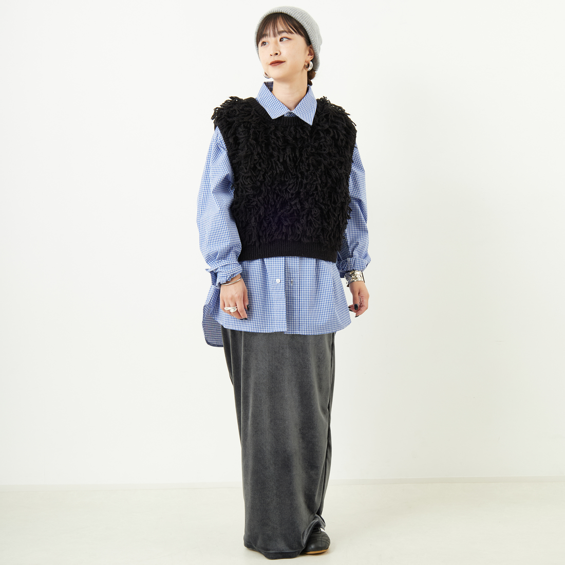 nenom [ネノム] マルチWAY フリンジショートベスト [NE25131028] 09 BLACK &&モデル身長：150cm 着用サイズ：F&&