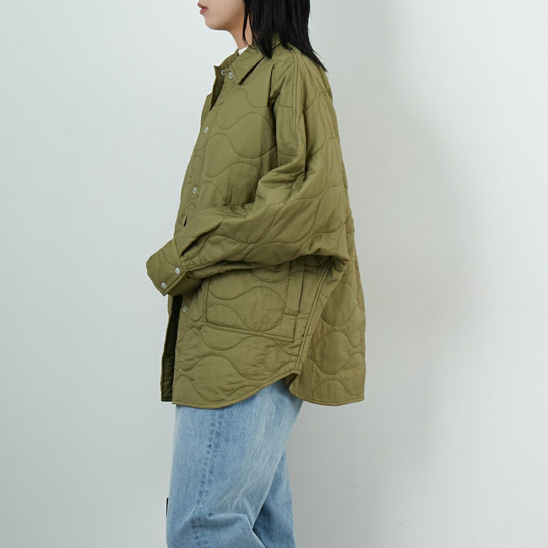 Munich [ミューニック] キルティングシャツアウター [MN252B52] 044 KHK &&モデル身長：167cm 着用サイズ：ONE SIZE&&