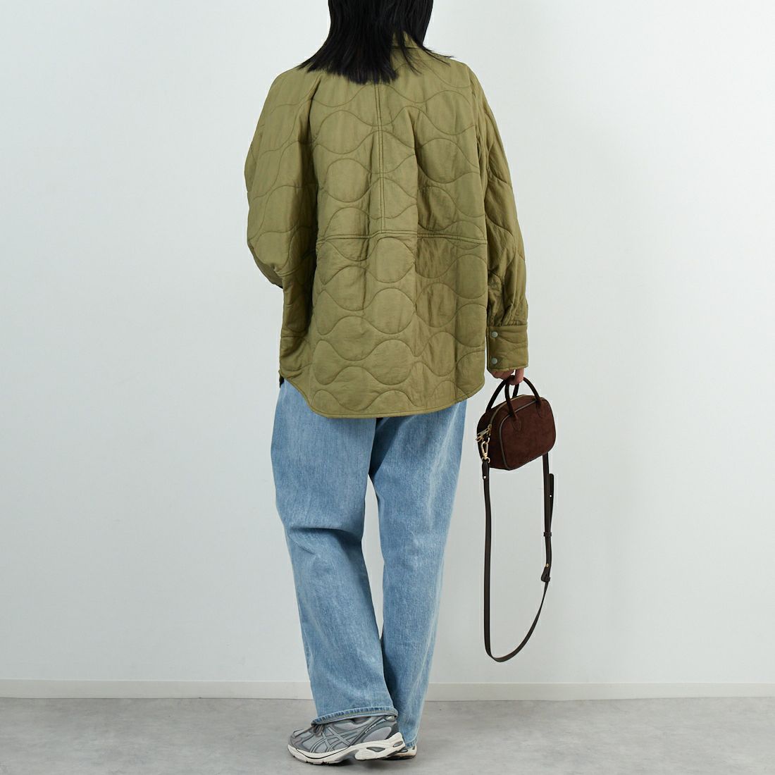 Munich [ミューニック] キルティングシャツアウター [MN252B52] 044 KHK &&モデル身長：167cm 着用サイズ：ONE SIZE&&