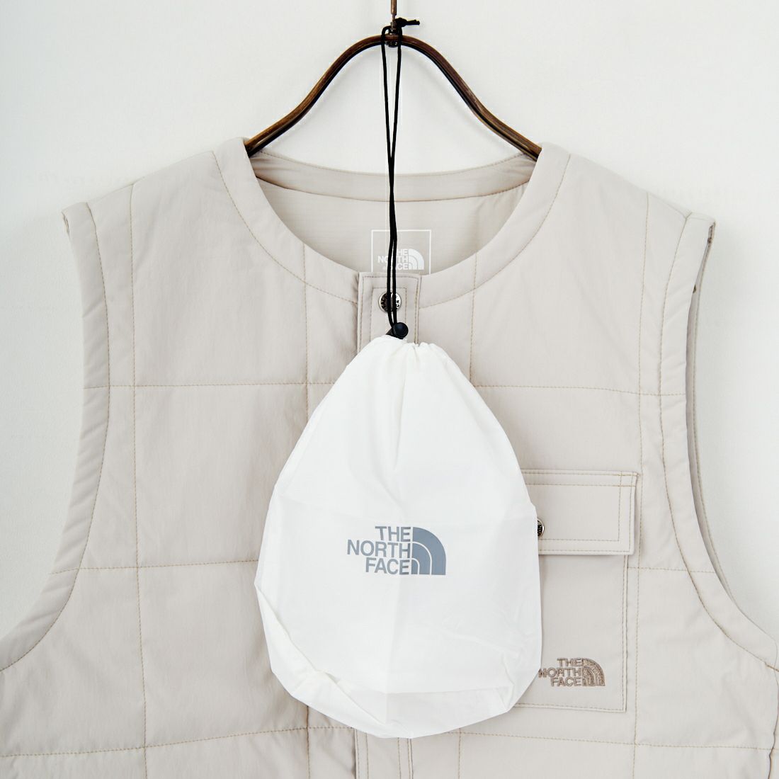 THE NORTH FACE [ザ ノースフェイス] メドウウォームベスト [NY82530] FITHE NORTH FACE [ザ ノースフェイス] メドウウォームベスト [NY82530] FI