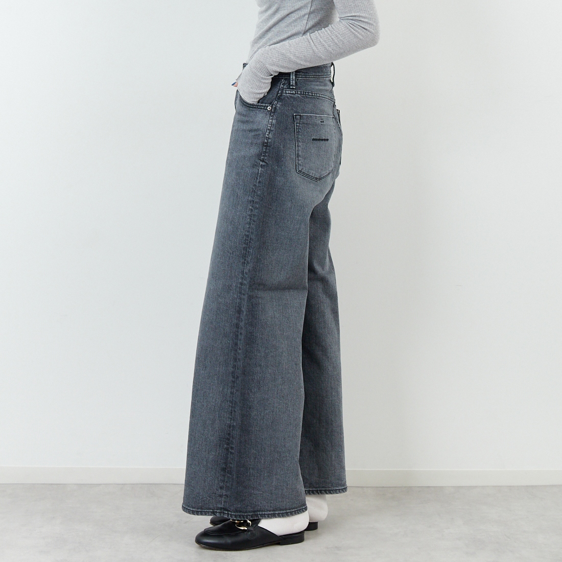YANUK [ヤヌーク] ルーズバギー KATE/ケイト [57153089] OFG &&モデル身長：167cm 着用サイズ：25&&
