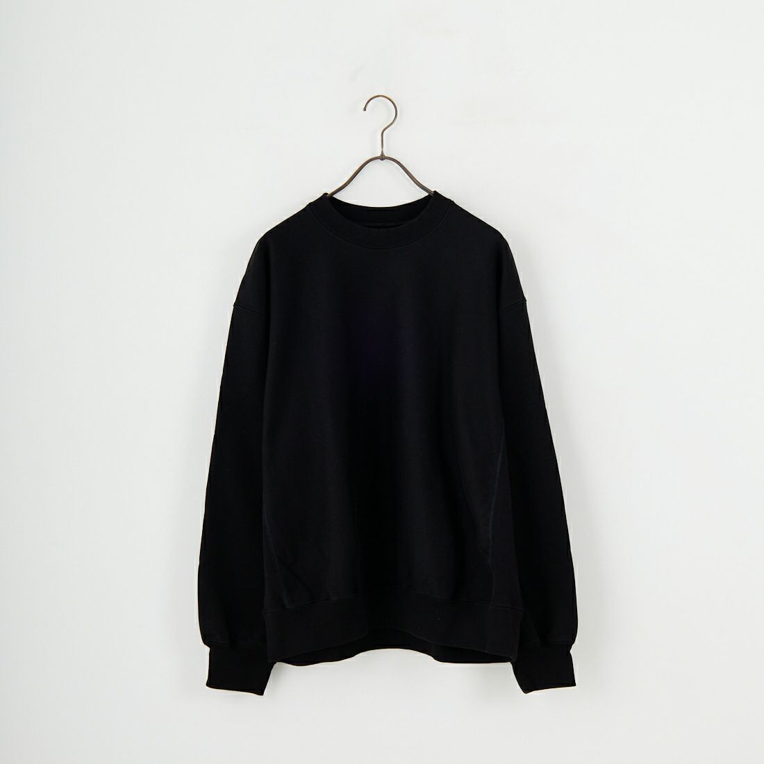 03 BLACK