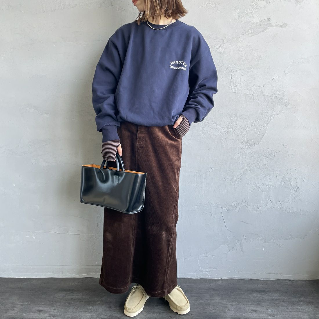 UNIVERSAL OVERALL [ユニバーサルオーバーオール] 別注 コーデュロイナロースカート [U2532767IN-JF] BROWN &&モデル身長：158cm 着用サイズ：S&&