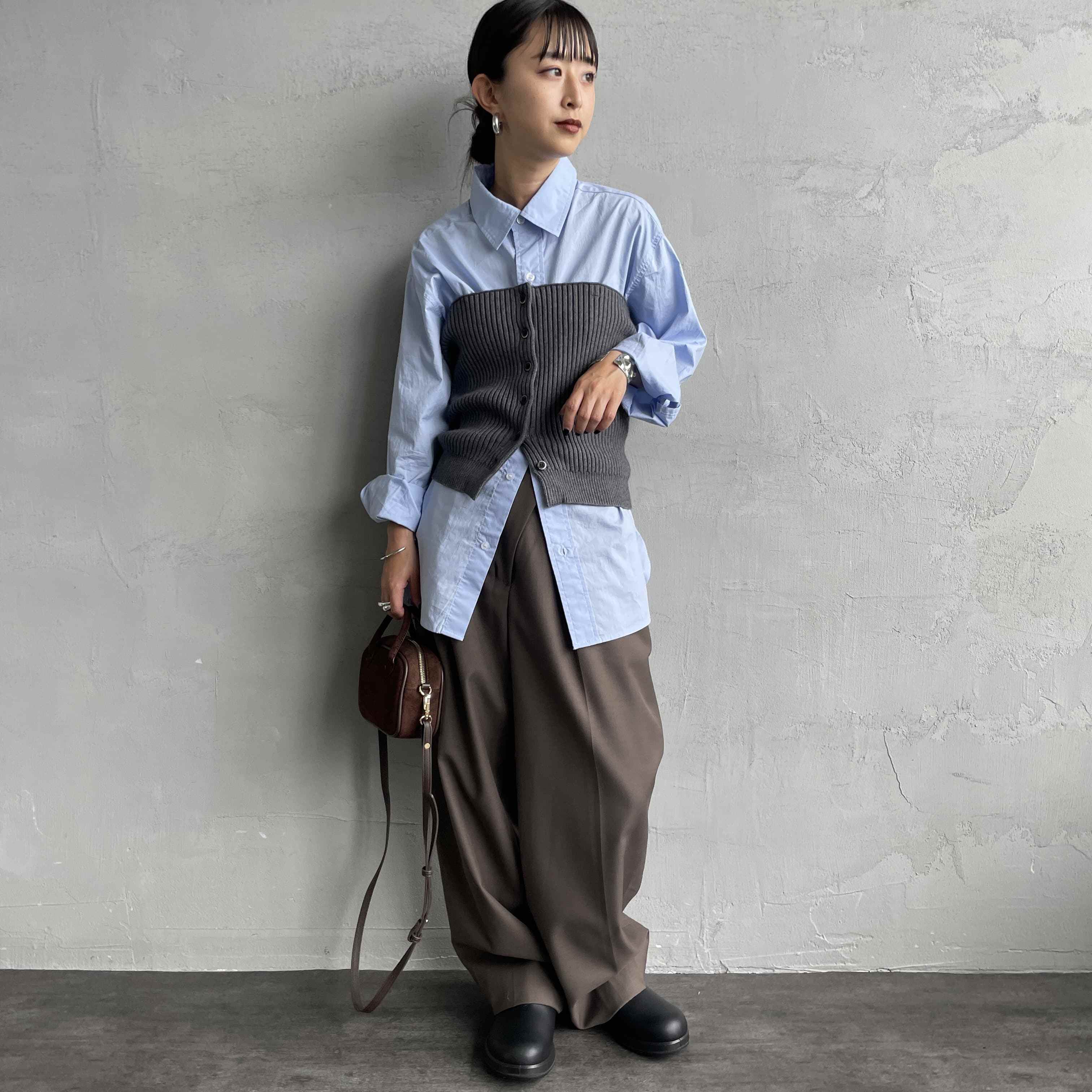 nenom [ネノム] マルチWAY フロントボタンリブニットビスチェ [NE25131033] 07 GRAY&&モデル身長：150cm 着用サイズ：F&&