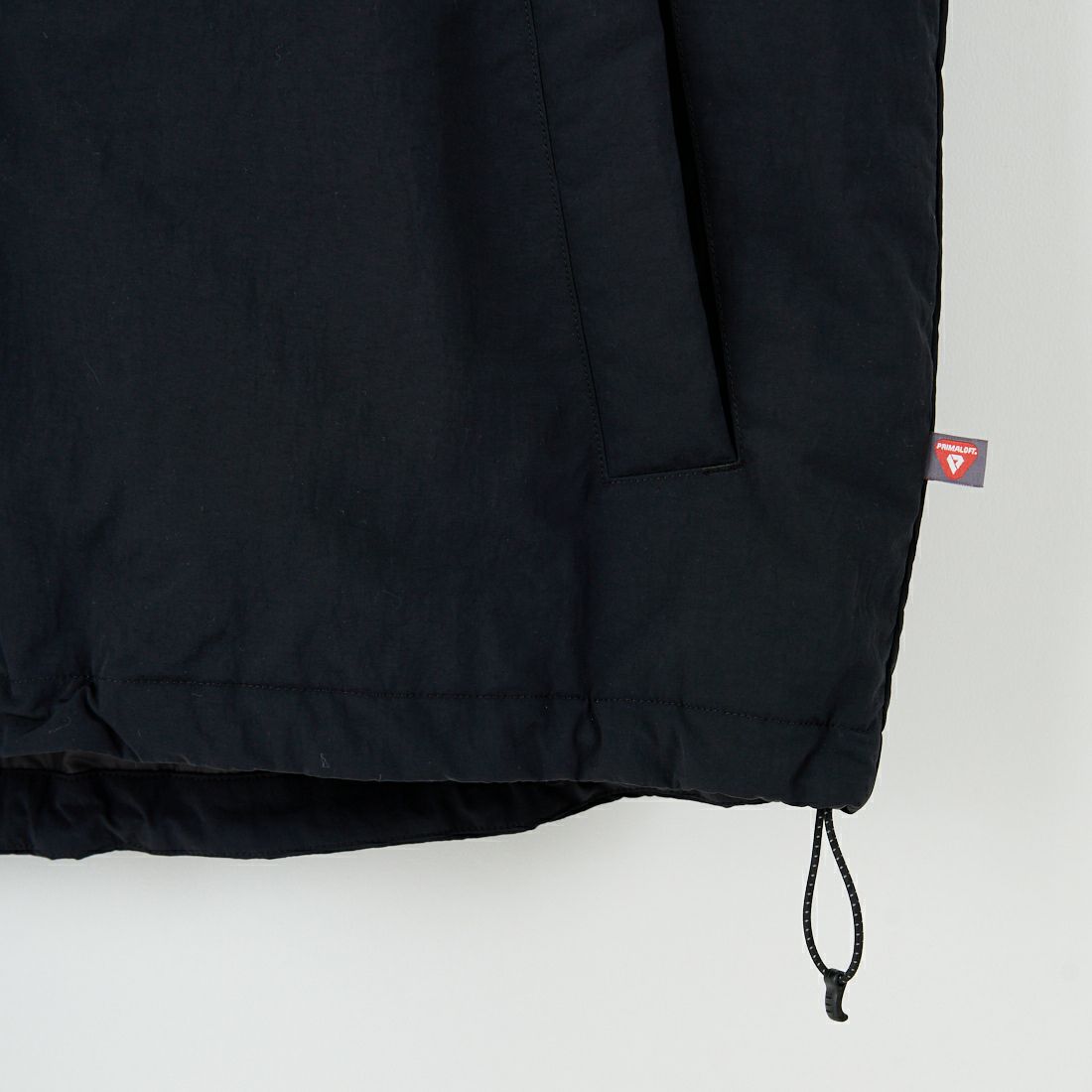 Marmot [マーモット] 別注 ワンポイントロゴ 中綿プリマロフトコーチジャケット [MTFW25UJK330IN-JF] BLACK