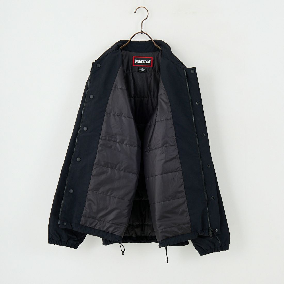 Marmot [マーモット] 別注 ワンポイントロゴ 中綿プリマロフトコーチジャケット [MTFW25UJK330IN-JF] BLACK