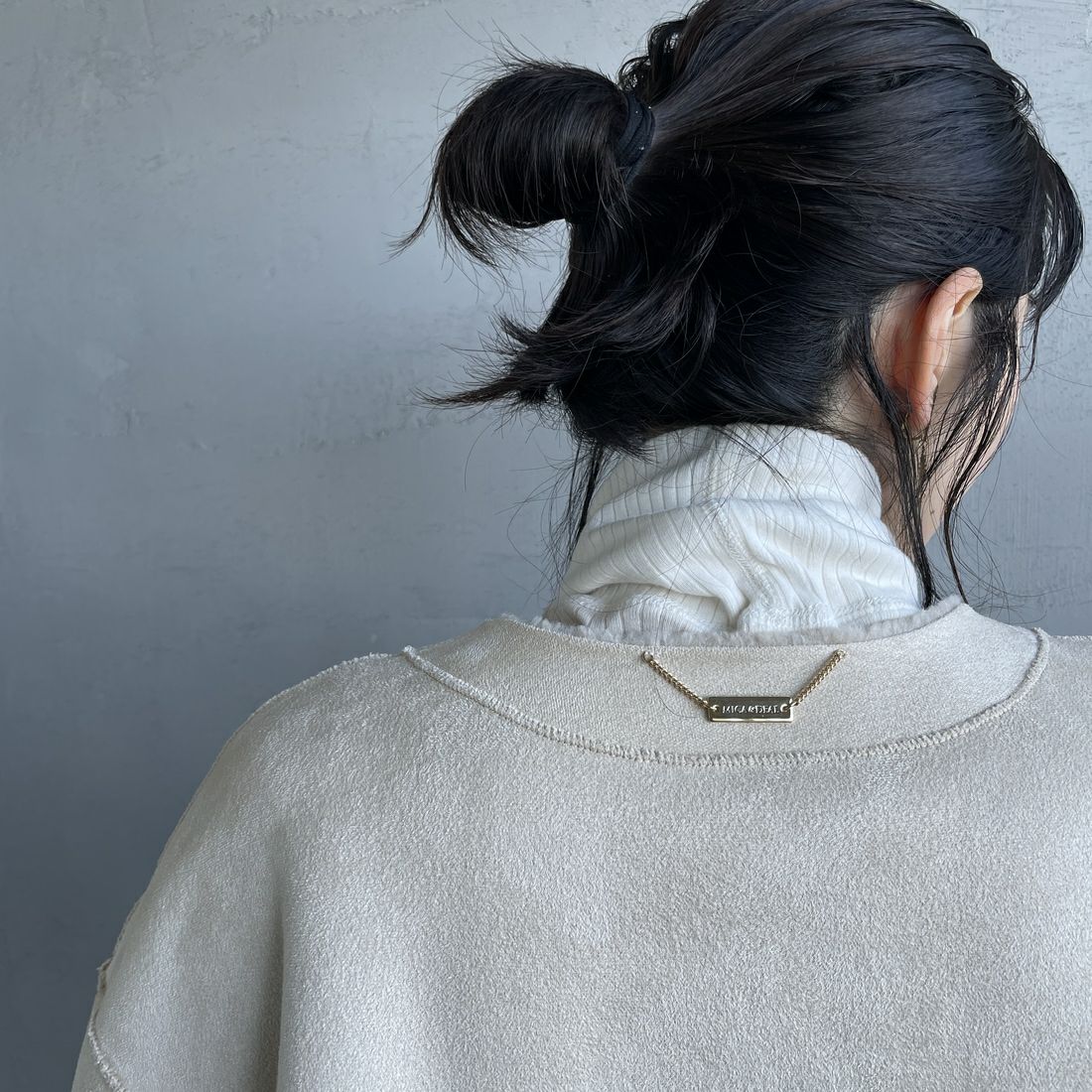 MICA&DEAL [マイカアンドディール] リバーシブルノーカラーボアコート [0125307267] BEIGE &&モデル身長：160cm 着用サイズ：F&&