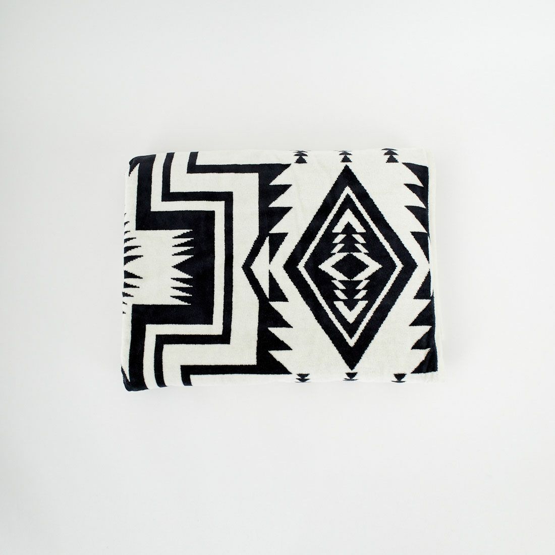 PENDLETON [ペンドルトン] オーバーサイズジャガードタオル [XB266] 55357 HARD