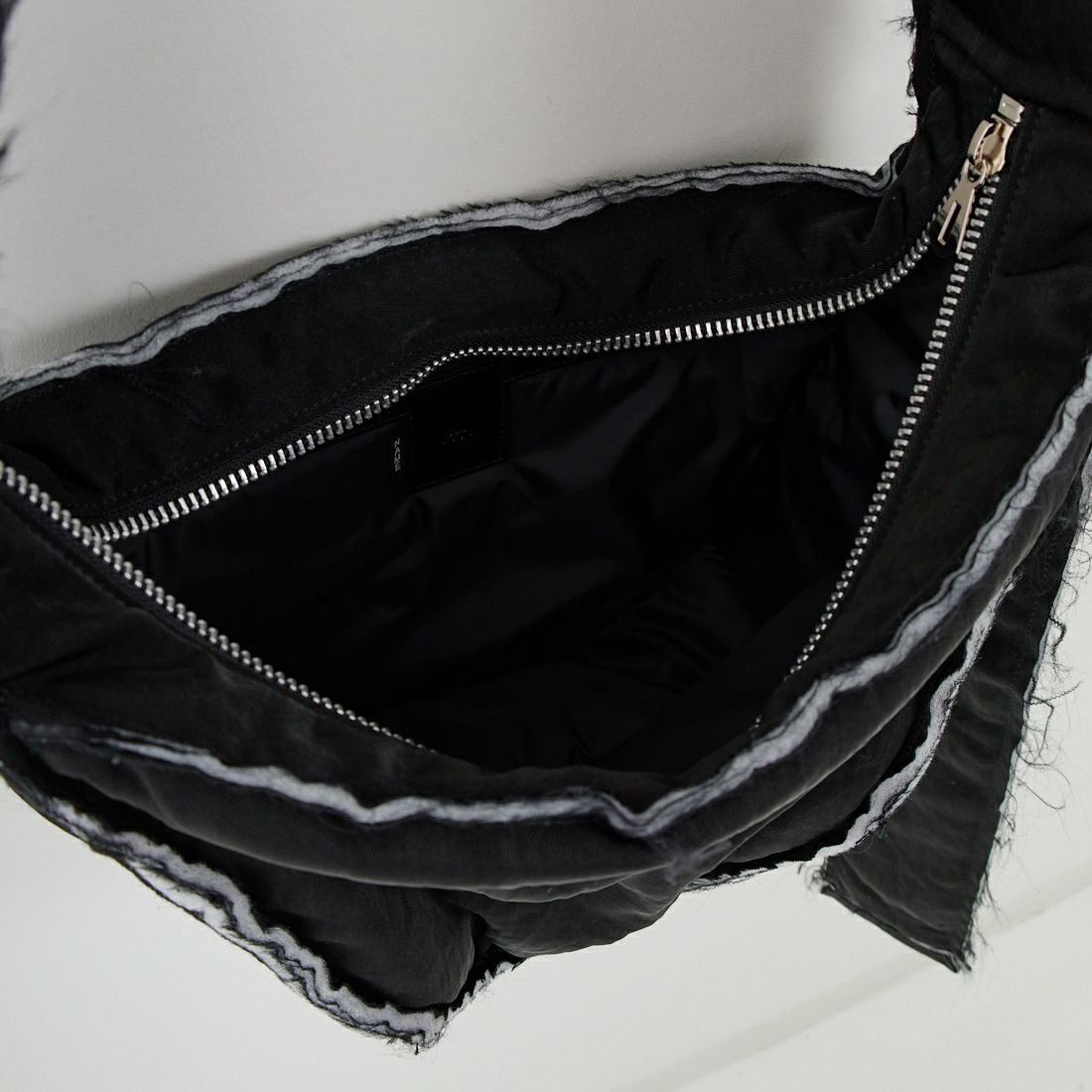 Name. [ネーム] アニーパファータウンムーンバッグ [NMAC-014] BLACK