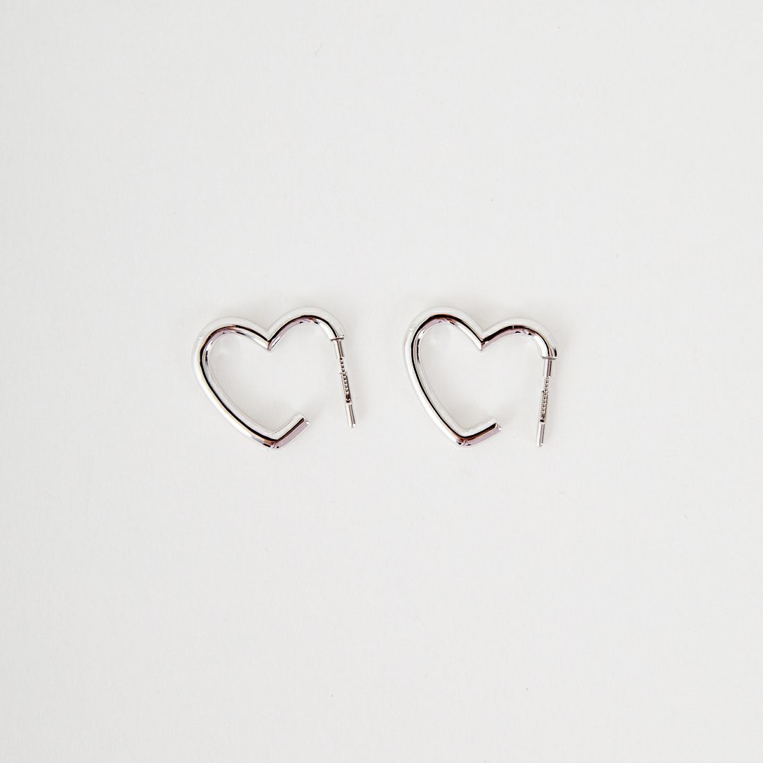 Baqless [バックレス] エンブレイス コア シルバー ピアス [HP-CO-SV] SILVER