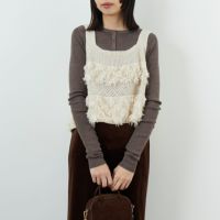 04 IVORY&&モデル身長：162cm 着用サイズ：F&&