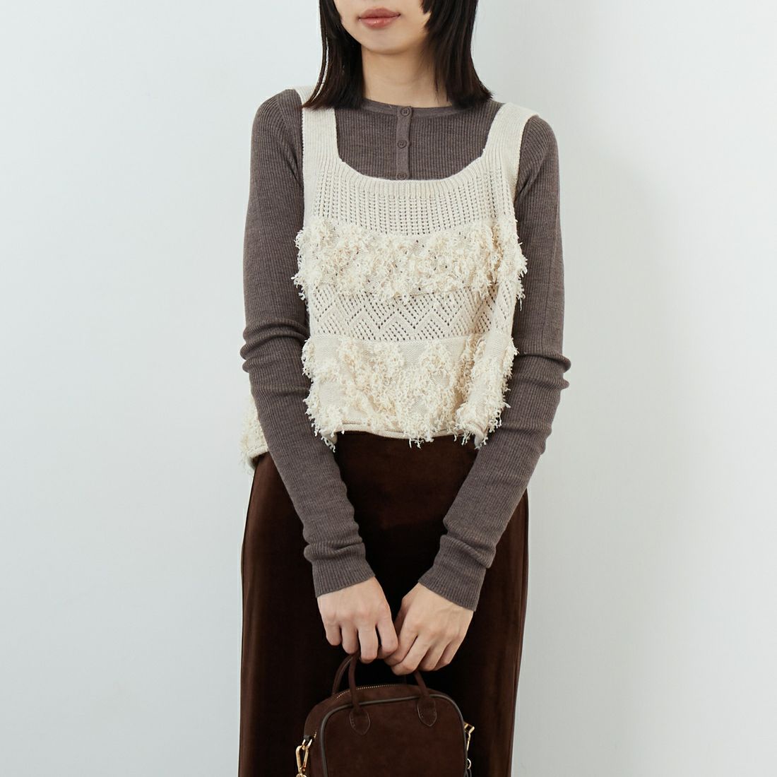 04 IVORY&&モデル身長：162cm 着用サイズ：F&&