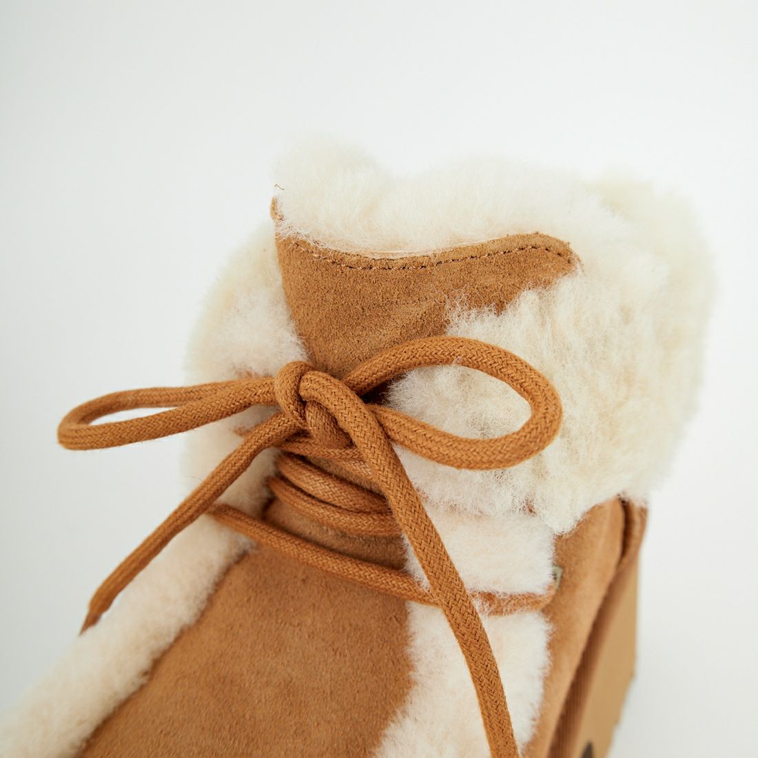 UGG [アグ] エスミー レースアップ [1171532] CHESTNUT