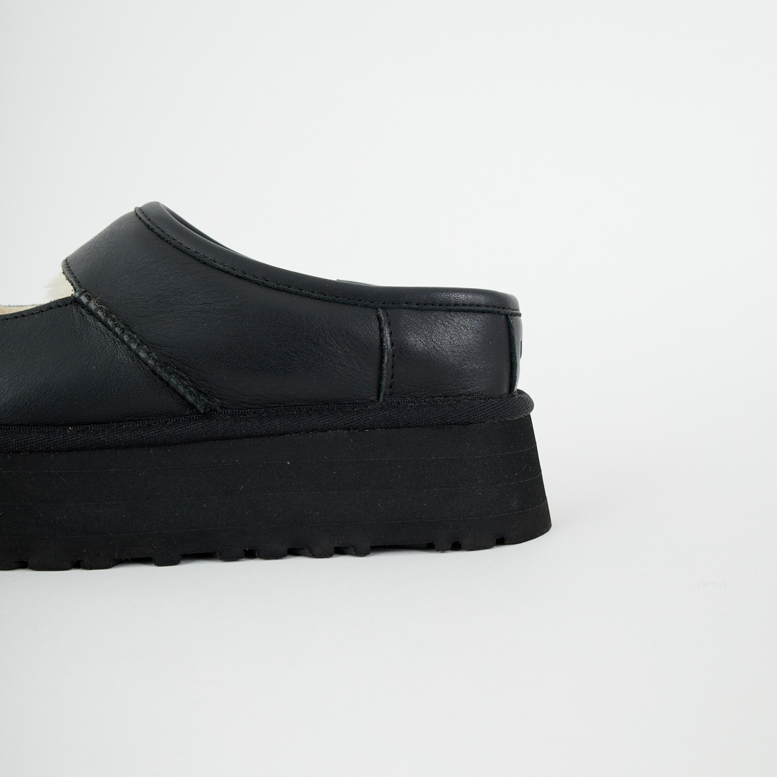 UGG [アグ] ビア メリージェーン LTHR [1172871] BLACK