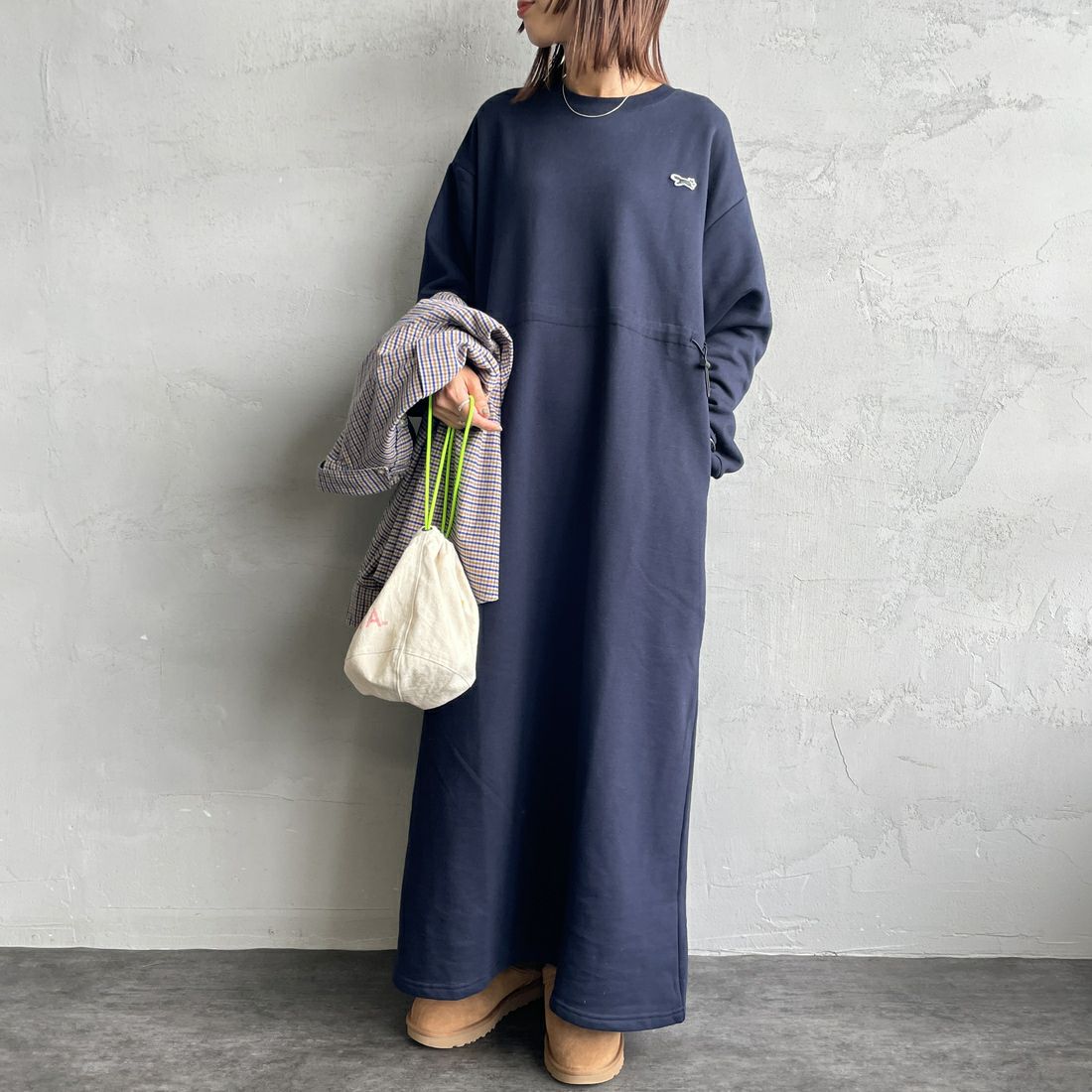 THE FOX [ザフォックス] ウエストドローコード スウェットワンピース [JFL25AW-07-JF] NAVY &&モデル身長：159cm 着用サイズ：M&&