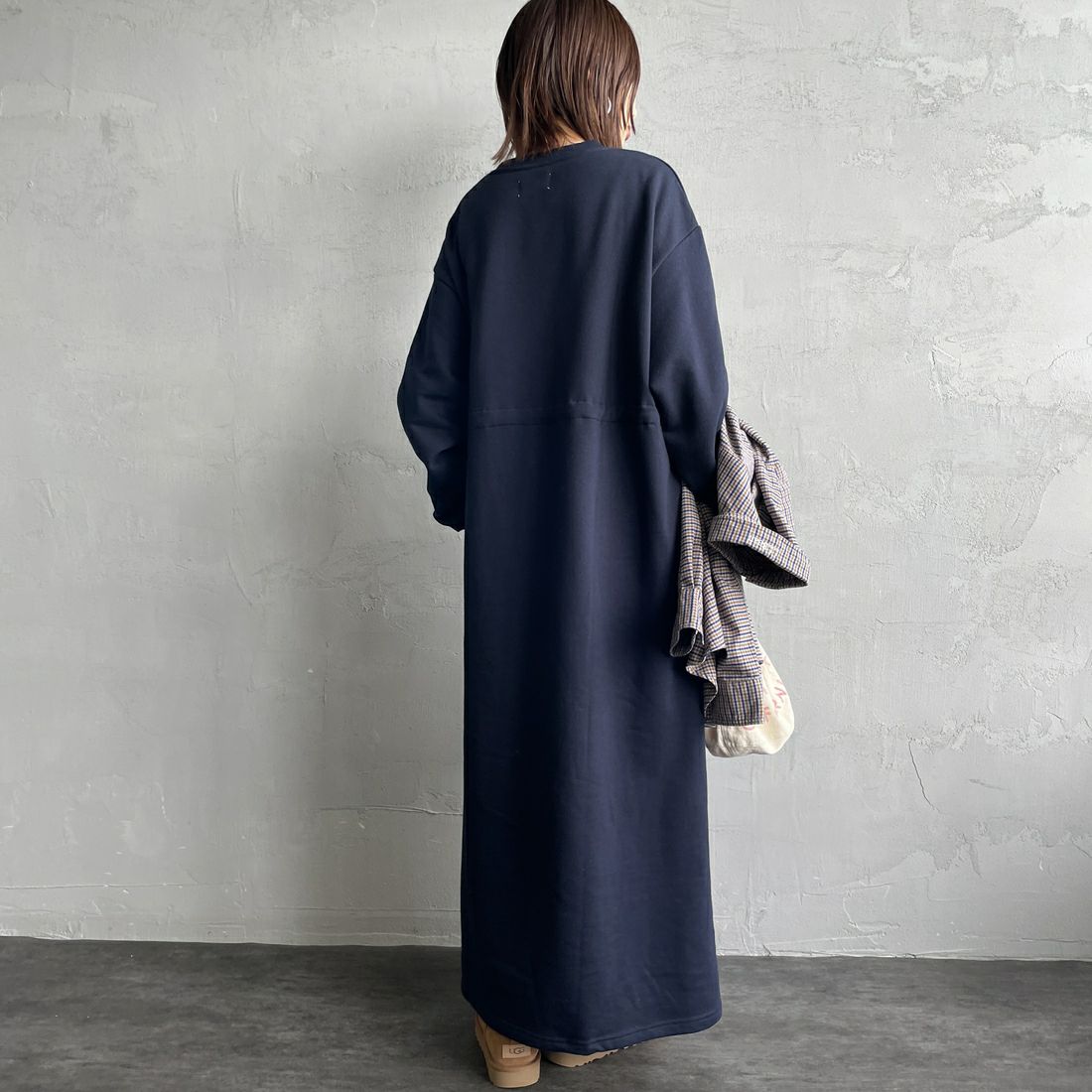 THE FOX [ザフォックス] ウエストドローコード スウェットワンピース [JFL25AW-07-JF] NAVY &&モデル身長：159cm 着用サイズ：M&&